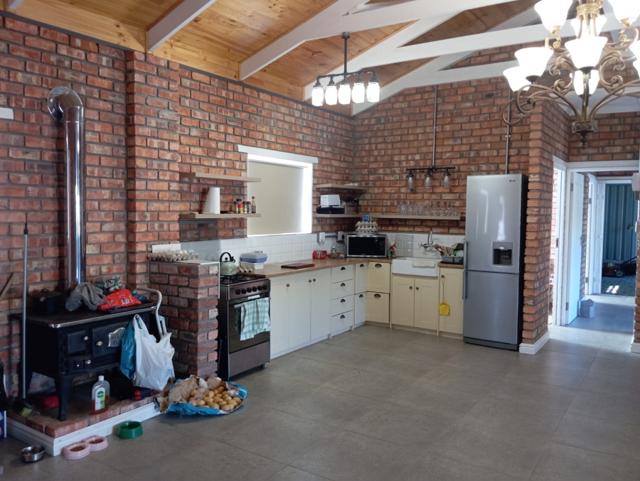 To Let 3 Bedroom Property for Rent in Cannonville Eastern Cape